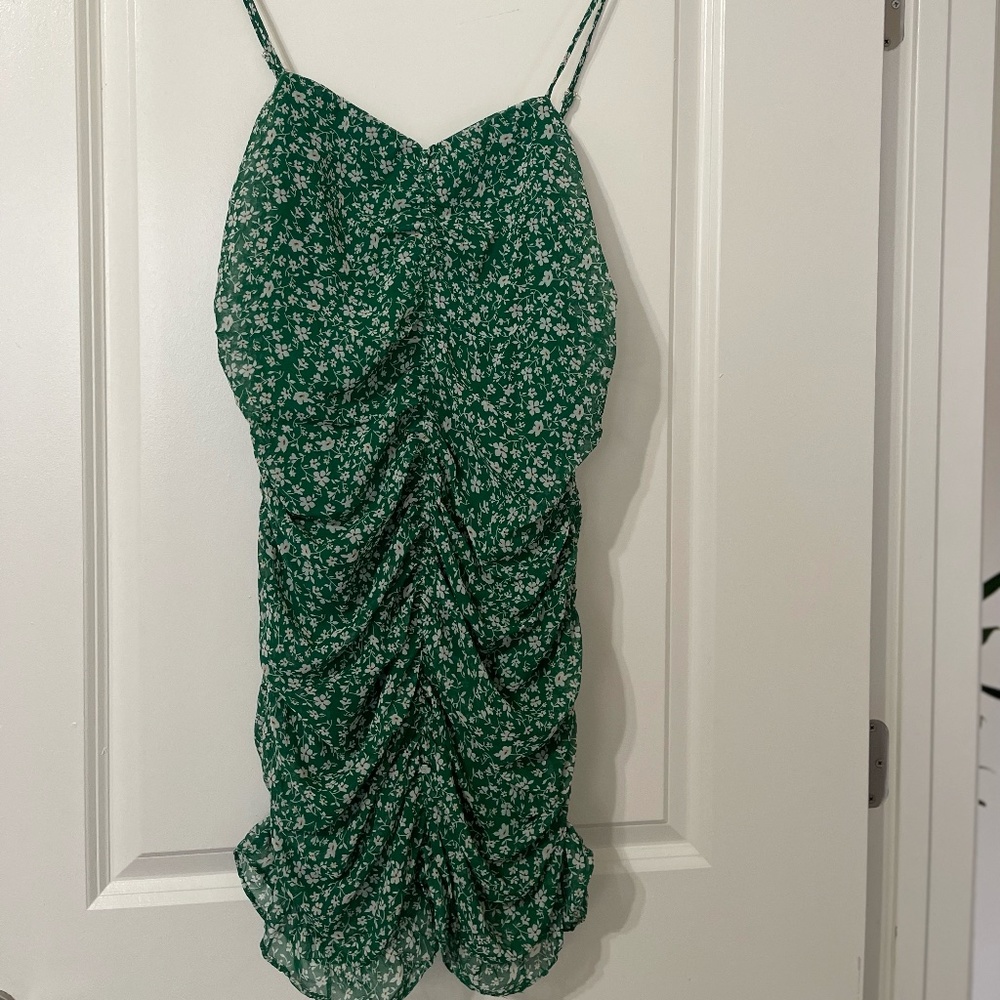 Lulus Floral dress size L green with white